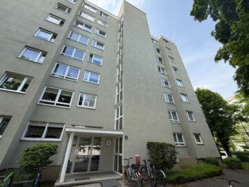 Helle 2- Zimmer-Wohnung mit Balkon, 85540 Haar, Etagenwohnung