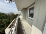 Helle 2- Zimmer-Wohnung mit Balkon - Balkon