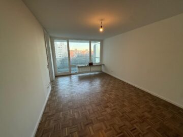 Modernisierte 2-Zimmer-Wohnung in zentraler Lage von Neuperlach, 81737 München, Etagenwohnung