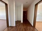 Moderne 3-Zimmer-Wohnung in Nürnberg mit Balkon - Flur 1