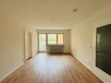 Helle/renovierte 1,5-Zimmer-Wohnung mit Loggia in ruhiger Wohnlage in Augsburg/Hochzoll-Süd, 86163 Augsburg, Erdgeschosswohnung