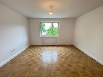 Modernisierte und helle 2-Zimmer-Wohnung in Augsburg Hochzoll-Nord zu vermieten, 86163 Augsburg, Etagenwohnung