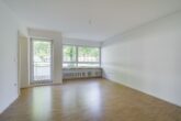 Vollständig renovierte 1,5-Zimmer Wohnung im Univiertel zu vermieten - Wohnzimmer