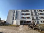 Helle 2-Zimmer-Wohnung mit Balkon in Fürth Ronhof - Hausansicht