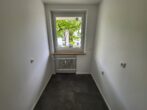 Modernisierte 2-Zimmerwohnung mit Loggia in der Hammerschmiede zu vermieten - Küche