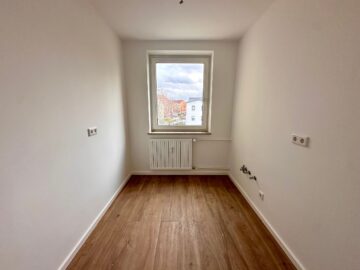Schöne, frisch modernisierte 3-Zimmer-Wohnung in Schweinau zu vermieten, 90441 Nürnberg, Etagenwohnung