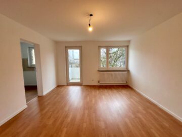 Moderne 2-Zimmer-Wohnung mit Balkon in Nürnberg, 90471 Nürnberg, Etagenwohnung