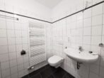 Gemütlich & grün: Wohnfreundliche 2-Zimmer-Wohnung mit Loggia - ruhig gelegen in Moosach - Modernes Bad mit WC