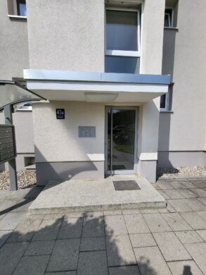 Schöne 3-Zimmer-Wohnung mit Balkon in Oberhausen zu vermieten, 86154 Augsburg, Erdgeschosswohnung