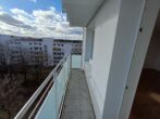 Helle 1-Zimmer-Wohnung mit Balkon in Haar - Balkonansicht mit Aussicht