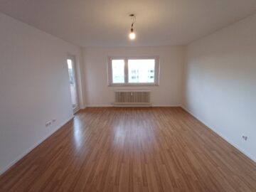 Gut geschnittene 3-Zimmer-Wohnung mit Balkon in Moosach, 80995 München, Etagenwohnung