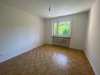 Familienfreundliche 3 ZKB mit Loggia und kleinem gemeinschaftlichem Gartenanteil zu vermieten - Kinderzimmer