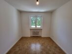 Familienfreundliche 5-Zimmer-Wohnung mit Loggia in Lechhausen zu vermieten - Schlafzimmer