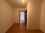 Geräumige 3-Zimmer-Wohnung mit Balkon in Nürnberg - Eingangsbereich / Flur