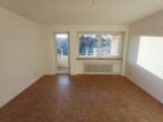 Helle 2-Zimmer-Wohnung mit Balkon in München Nord - Wohnzimmer