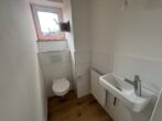 Helle 3-Zimmer-Wohning mit Blick ins grüne in ruhiger Lage von Neuperlach Süd - Modernes Gäste-WC