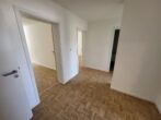 Schöne und modernisierte 3-Zimmerwohnung mit Loggia in Lechhausen zu vermieten - Flur