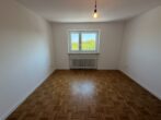 Moderne 3-Zimmer-Wohnung mit Balkon im Hasenbergl - Schlafzimmer