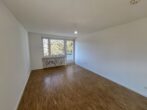 Schöne 4-Zimmerwohnung mit Loggia in der Hammerschmiede zu vermieten - Wohnzimmer