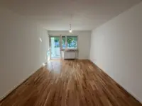 Helles Wohnzimmer