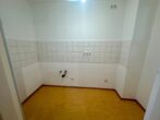 Ruhig gelegener Wohntraum mit Balkon und Gartenblick in München – Weißenseestraße - Küche.JPEG