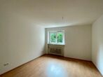 Schöne renovierte 2-Zimmer-Wohnung mit Balkon in Augsburg-Sparrenlech zu vermieten - Schlafzimmer