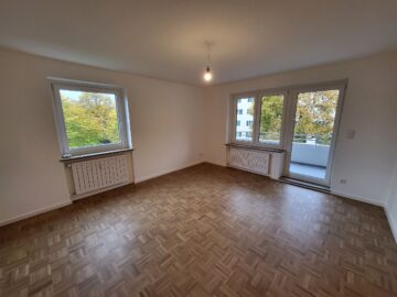 Modernisierte 3-Zimmerwohnung mit Balkon in Lechhausen zu vermieten, 86167 Augsburg, Etagenwohnung