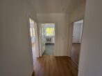Schöne 2-Zimmerwohnung mit Loggia in der Hammerschmiede zu vermieten - Flur