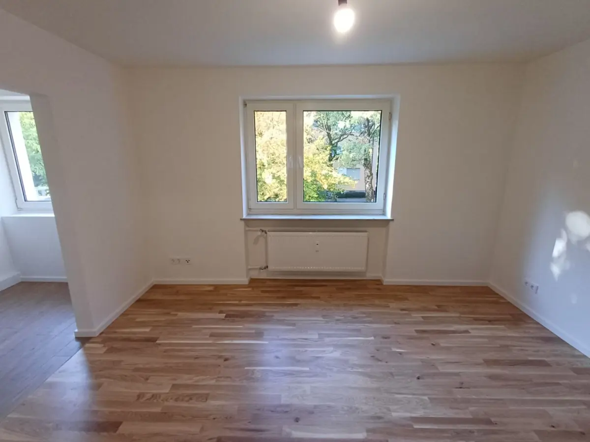Wohn-/ Schlafzimmer