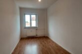 Familienfreundliche 3-Zimmer-Wohnung mit Balkon in Moosach - Kinderzimmer