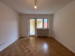 Schöne und helle 3-Zimmer-Wohnung mit 2 Loggien nähe Kuhsee zu vermieten - Helles Schlafzimmer