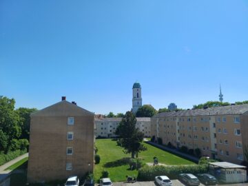 Helle 2-Zimmer-Wohnung mit Balkon in Milbertshofen, 80809 München, Etagenwohnung