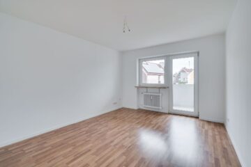 Moderne 3-Zimmer-Wohnung mit Balkon in Lenting, 85101 Lenting, Etagenwohnung