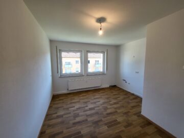 Helle 2-Zimmer-Wohnung mit Wohnküche in Oberhausen zu vermieten, 86154 Augsburg, Etagenwohnung