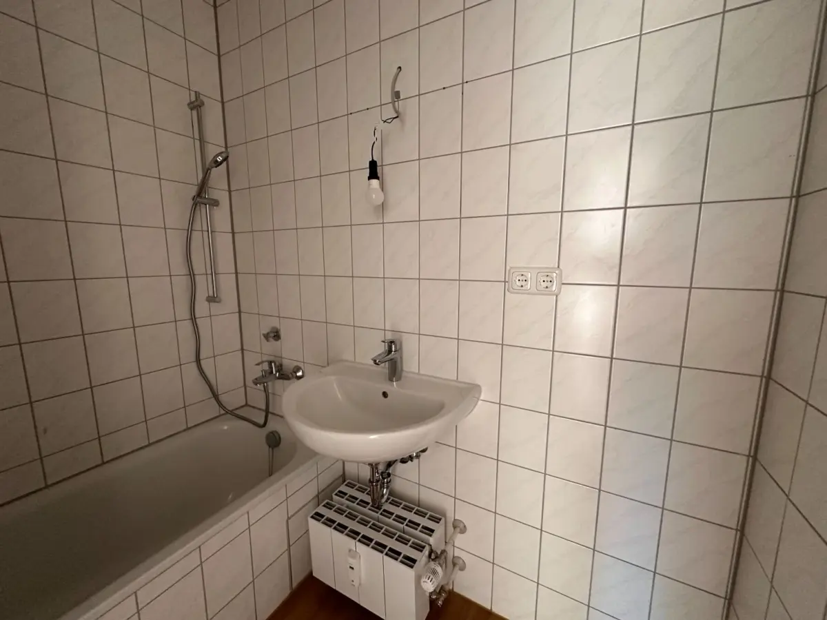Badezimmer mit Badewanne