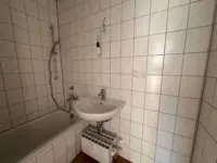 Badezimmer mit Badewanne