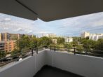 3-Zimmer-Wohnung mit schönen Ausblick - Balkonblick in München