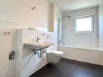 Neubau 2019: Helle 3-Zimmer-Wohnung in innenstadtnaher Lage zu vermieten - Badezimmer