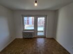 Schöne, modernisierte 2-Zimmer-Wohnung mit Balkon in attraktiver Innenstadtlage - Schlafzimmer