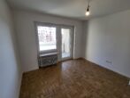 Schöne, modernisierte 2-Zimmer-Wohnung mit Balkon in attraktiver Innenstadtlage - Schlafzimmer