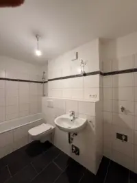 Modernes Badezimmer