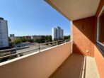 Sonnige 2-Zimmer-Wohnung mit Balkon in Nürnberg - Sonniger Balkon