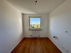 Sonnige 2-Zimmer-Wohnung mit Balkon in Nürnberg - Küche