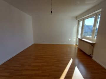 Schöne 2-Zimmer Wohnung in Hasenbergl, 80933 München, Etagenwohnung
