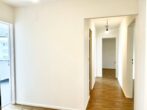 Geräumige 3-Zimmer-Wohnung mit Balkon am Lerchenauer See - ideal für Familien - Flur