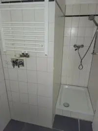Badezimmer Ansicht 2