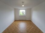 Ruhige 2,5-Zimmer-Wohnung mit Balkon in Moosach - 20260520_135954.jpg