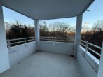 Charmante 2-Zimmer-Wohnung mit Balkon in zentraler Lage von Neuperlach - Balkon mit Ausblick