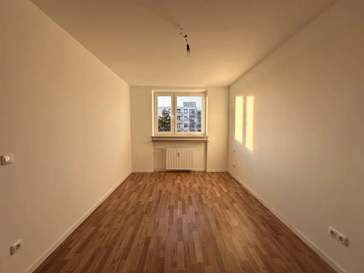 Büro / Kinderzimmer 1