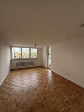 3-Zimmer-Wohnung mit schönen Ausblick, 81737 München, Etagenwohnung